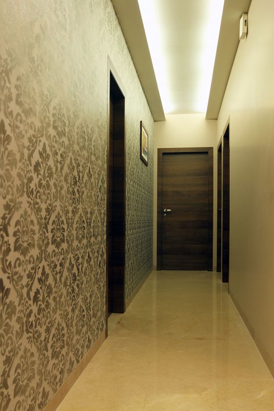 Wall Covering Installation in Overland Park, KS